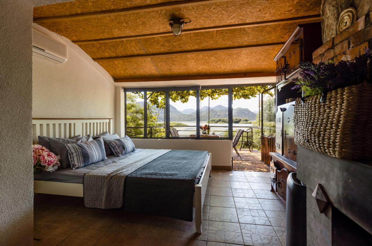 Lake House Buric Vranjina Exterior photo